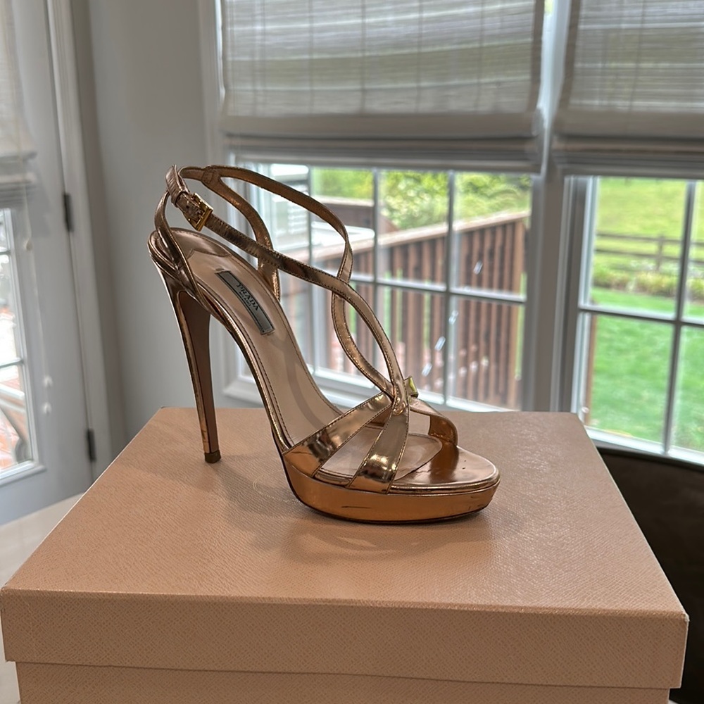 Rose gold Prada capretto lame cipria platform size 40